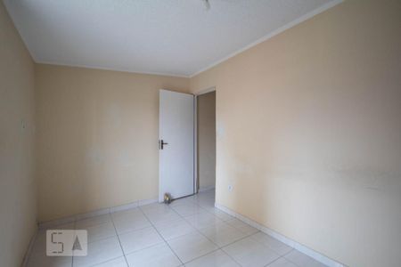 Casa à venda com 303m², 7 quartos e 4 vagas Casa à venda com 303m², 7 quartos e 4 vagasQuarto 6 (Apto. 02)