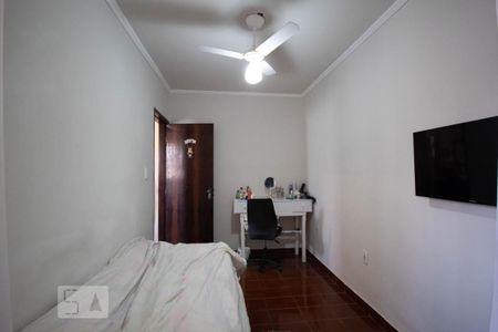 Casa à venda com 303m², 7 quartos e 4 vagas Casa à venda com 303m², 7 quartos e 4 vagasQuarto 2 (Casa Principal)