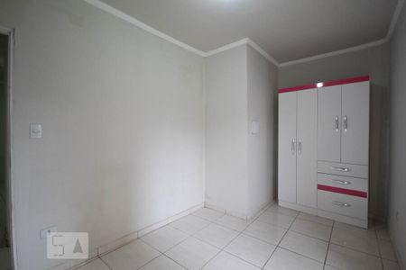 Casa à venda com 303m², 7 quartos e 4 vagas Casa à venda com 303m², 7 quartos e 4 vagasQuarto 4 (Apto. 01)