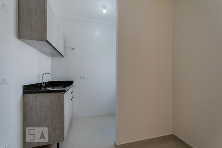 Sala/Cozinha/Lavanderia de apartamento para alugar com 2 quartos, 45m² em Campestre, Santo André