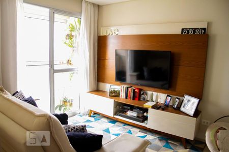 Sala de apartamento à venda com 2 quartos, 64m² em Vila Cunha Bueno, São Paulo