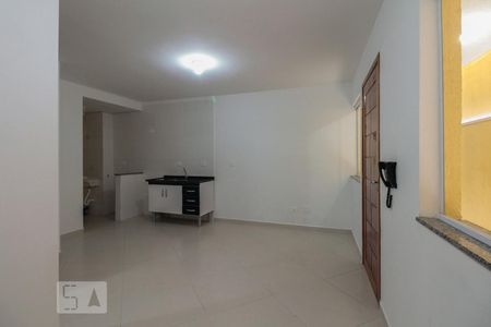 Sala  de casa de condomínio para alugar com 1 quarto, 34m² em Vila Granada, São Paulo