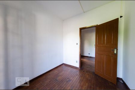 Quarto 1 de casa para alugar com 3 quartos, 130m² em Padre Eustáquio, Belo Horizonte