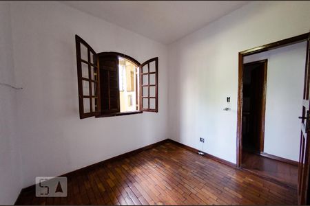 Sala 2 de casa para alugar com 3 quartos, 130m² em Padre Eustáquio, Belo Horizonte