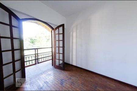 Quarto 1 de casa para alugar com 3 quartos, 130m² em Padre Eustáquio, Belo Horizonte