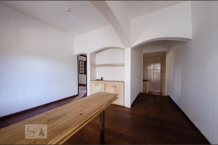 Sala de casa para alugar com 3 quartos, 130m² em Padre Eustáquio, Belo Horizonte