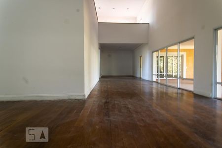 Sala de casa para alugar com 3 quartos, 640m² em Alphaville, Santana de Parnaíba