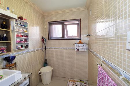 Lavabo de casa à venda com 3 quartos, 280m² em São José, Canoas
