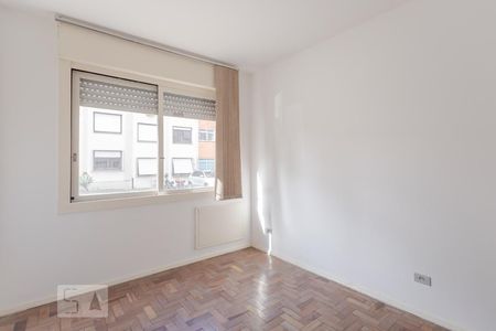 Quarto de apartamento para alugar com 1 quarto, 48m² em Vila Jardim, Porto Alegre