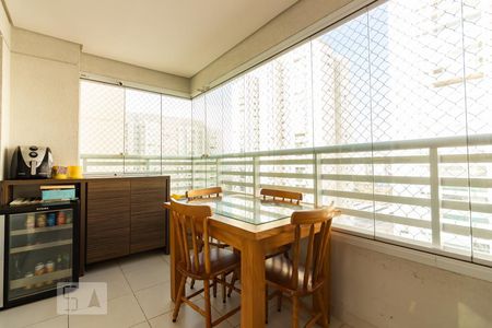 Varanda gourmet de apartamento para alugar com 2 quartos, 83m² em Centro, Osasco