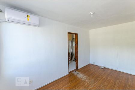 Sala de apartamento à venda com 2 quartos, 64m² em São Lourenço, Niterói