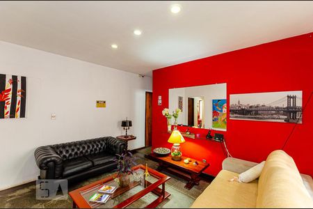 Sala de casa à venda com 8 quartos, 227m² em Icaraí, Niterói