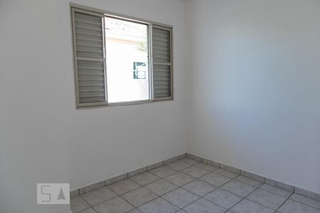 Quarto 2 de casa para alugar com 3 quartos, 86m² em Vila Pedra Branca, São Paulo