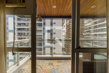 Varanda de apartamento para alugar com 2 quartos, 100m² em Barra da Tijuca, Rio de Janeiro