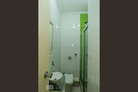 Banheiro  de apartamento para alugar com 1 quarto, 24m² em Copacabana, Rio de Janeiro