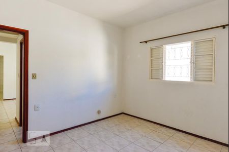 Quarto de casa para alugar com 1 quarto, 60m² em Jardim Santo Expedito, Campinas