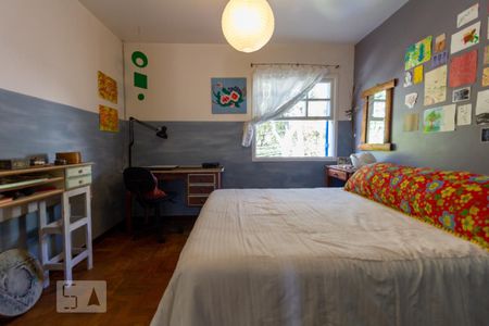 Quarto 1 de casa para alugar com 3 quartos, 120m² em Vila Universitária, São Paulo