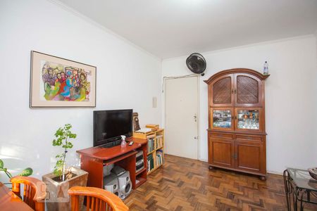Sala  de apartamento à venda com 3 quartos, 90m² em Vila Ipiranga, Porto Alegre