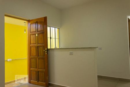 Sala de casa para alugar com 1 quarto, 35m² em Jardim Mangalot, São Paulo