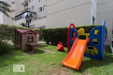 Casa para alugar com 78m², 2 quartos e 1 vaga Casa para alugar com 78m², 2 quartos e 1 vagaPlayground