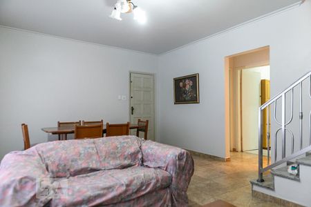 Sala de casa para alugar com 4 quartos, 200m² em Marapé, Santos