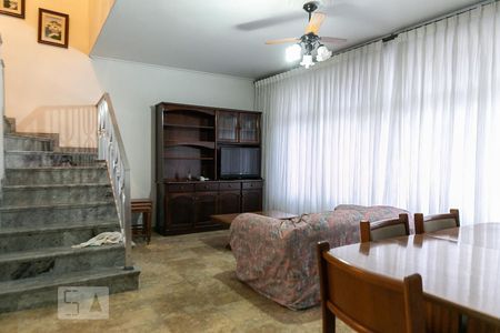 Sala de casa para alugar com 4 quartos, 200m² em Marapé, Santos