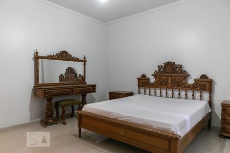 Suíte de casa para alugar com 4 quartos, 200m² em Marapé, Santos