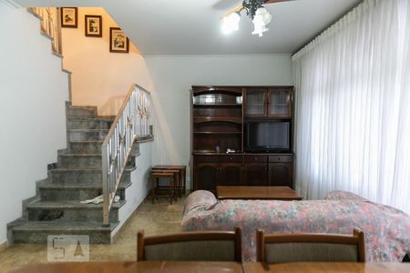 Sala de casa para alugar com 4 quartos, 200m² em Marapé, Santos