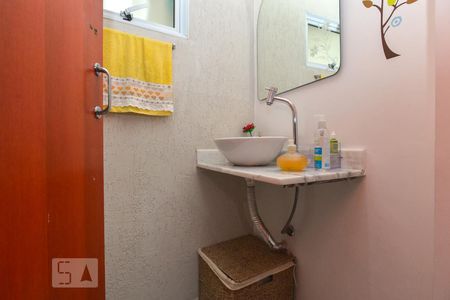 Lavabo de apartamento à venda com 3 quartos, 82m² em Vila Hamburguesa, São Paulo