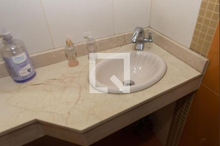 Lavabo de casa para alugar com 4 quartos, 250m² em Santa Paula, São Caetano do Sul