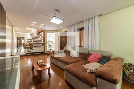 Sala de casa à venda com 4 quartos, 250m² em Santa Paula, São Caetano do Sul