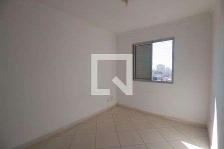 Quarto 1 de apartamento para alugar com 2 quartos, 62m² em Vila Carmosina, São Paulo