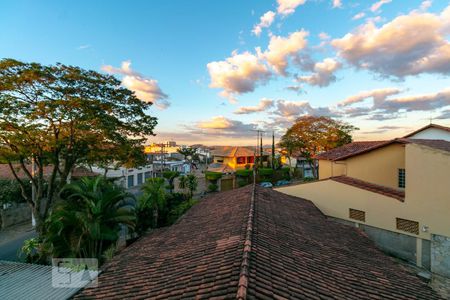 Vista de apartamento à venda com 3 quartos, 83m² em Vila Cloris, Belo Horizonte