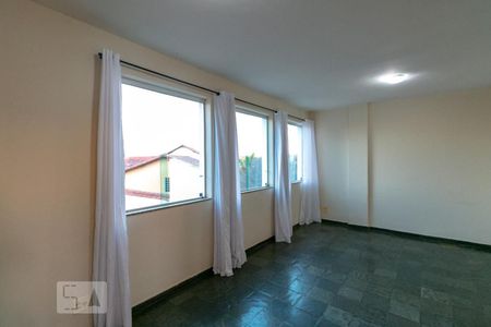 Sala de apartamento à venda com 3 quartos, 83m² em Vila Cloris, Belo Horizonte