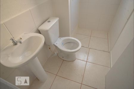 Banheiro de apartamento para alugar com 2 quartos, 43m² em Campo Grande, Rio de Janeiro