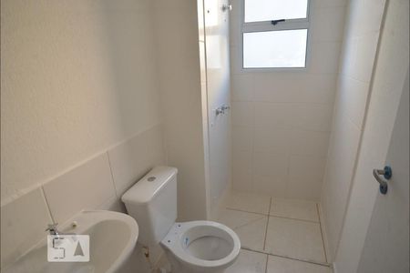 Banheiro de apartamento para alugar com 2 quartos, 43m² em Campo Grande, Rio de Janeiro