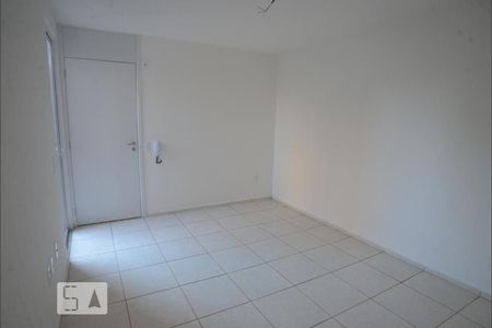 Sala de apartamento para alugar com 2 quartos, 43m² em Campo Grande, Rio de Janeiro