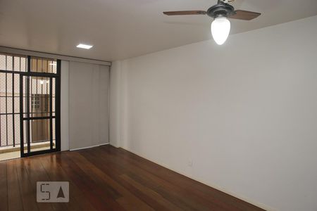 Sala de apartamento à venda com 3 quartos, 120m² em Tijuca, Rio de Janeiro