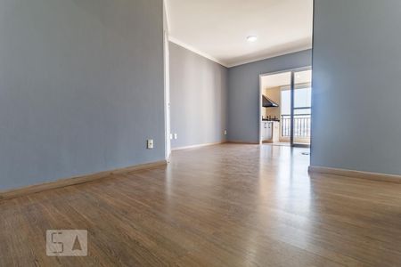 Sala de apartamento para alugar com 3 quartos, 83m² em Vila Alexandria, São Paulo