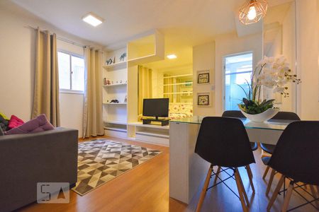 Sala de apartamento à venda com 1 quarto, 33m² em Vila Mazzei, São Paulo