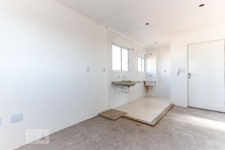 Sala e Cozinha de apartamento à venda com 1 quarto, 32m² em Vila Mazzei, São Paulo