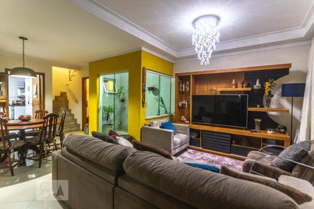 Sala de estar de casa à venda com 3 quartos, 200m² em Anchieta, São Bernardo do Campo