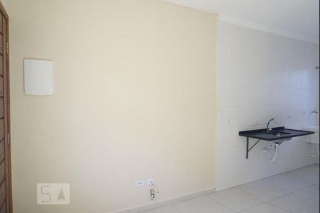 Sala/Cozinha de apartamento para alugar com 2 quartos, 42m² em Cidade Antônio Estevão de Carvalho, São Paulo