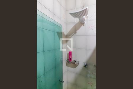 Casa à venda com 250m², 4 quartos e 2 vagas Casa à venda com 250m², 4 quartos e 2 vagasBanheiro