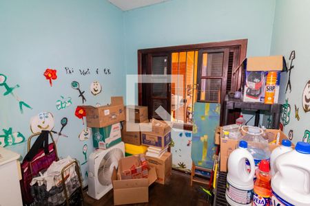 Casa à venda com 250m², 4 quartos e 2 vagas Casa à venda com 250m², 4 quartos e 2 vagasLavanderia - Quarto