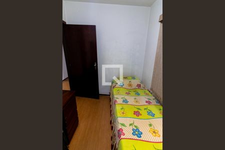 Casa à venda com 250m², 4 quartos e 2 vagas Casa à venda com 250m², 4 quartos e 2 vagasQuarto 2