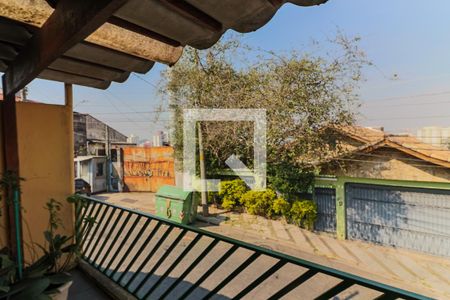 Casa à venda com 250m², 4 quartos e 2 vagas Casa à venda com 250m², 4 quartos e 2 vagasvaranda