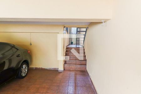 Casa à venda com 250m², 4 quartos e 2 vagas Casa à venda com 250m², 4 quartos e 2 vagasGaragem
