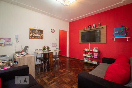 Sala de apartamento para alugar com 2 quartos, 69m² em São João, Porto Alegre