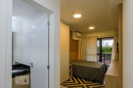 Entrada Banheiro de kitnet/studio para alugar com 1 quarto, 25m² em Vila Mariana, São Paulo